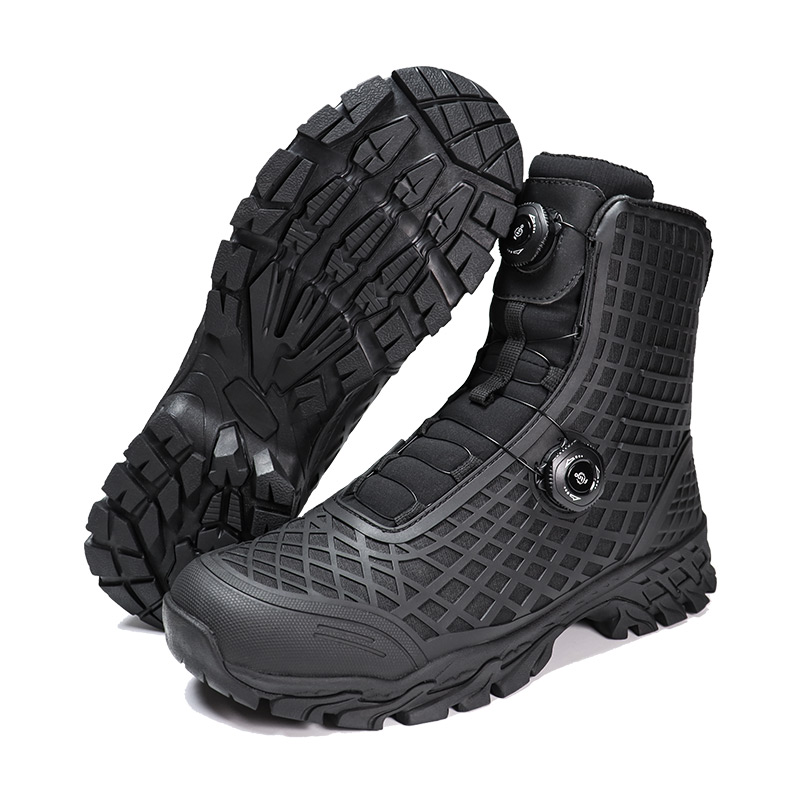 Kampfstiefel mit doppeltem Verschlusssystem